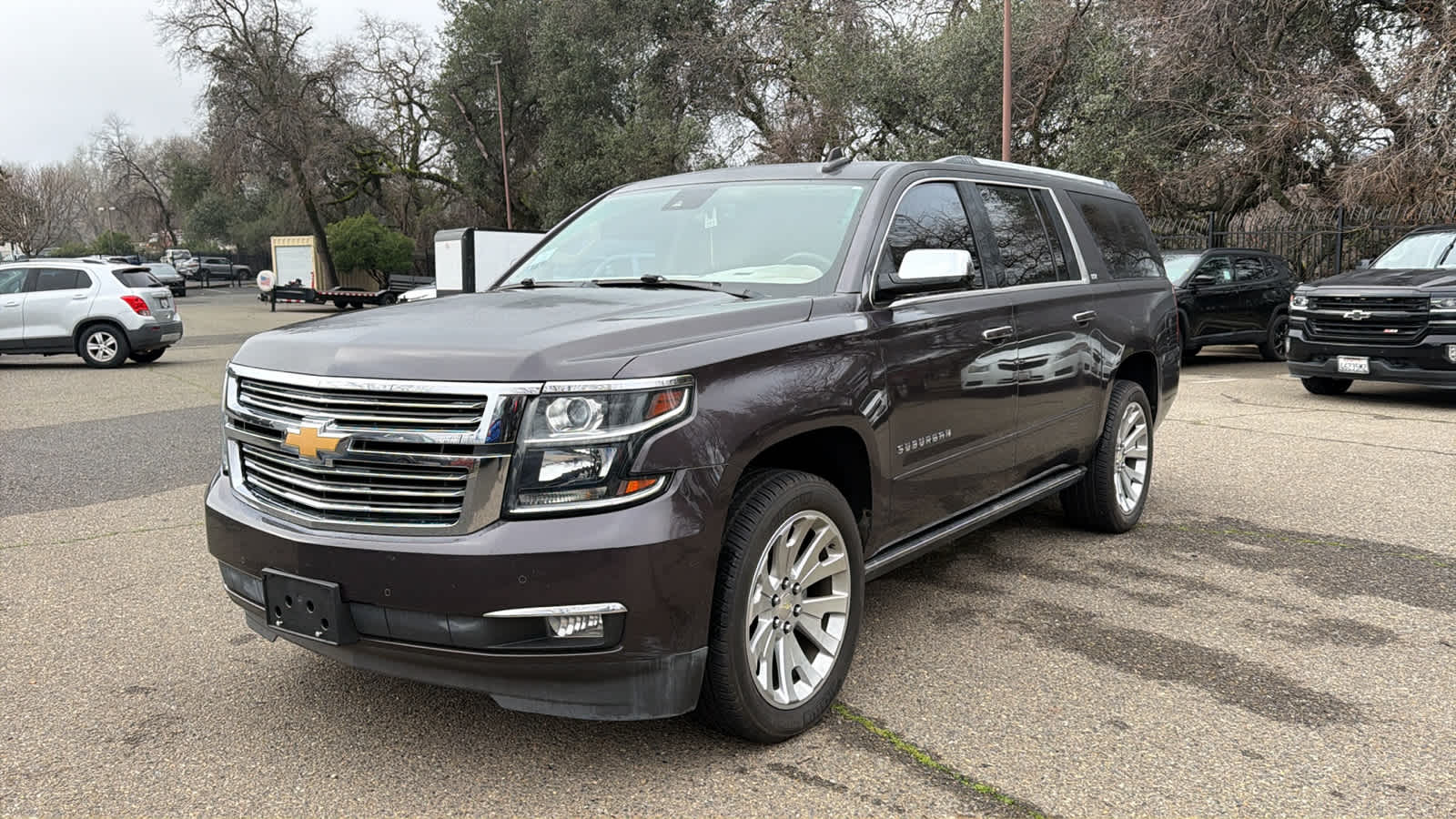 2016 Chevrolet Suburban LTZ's photo