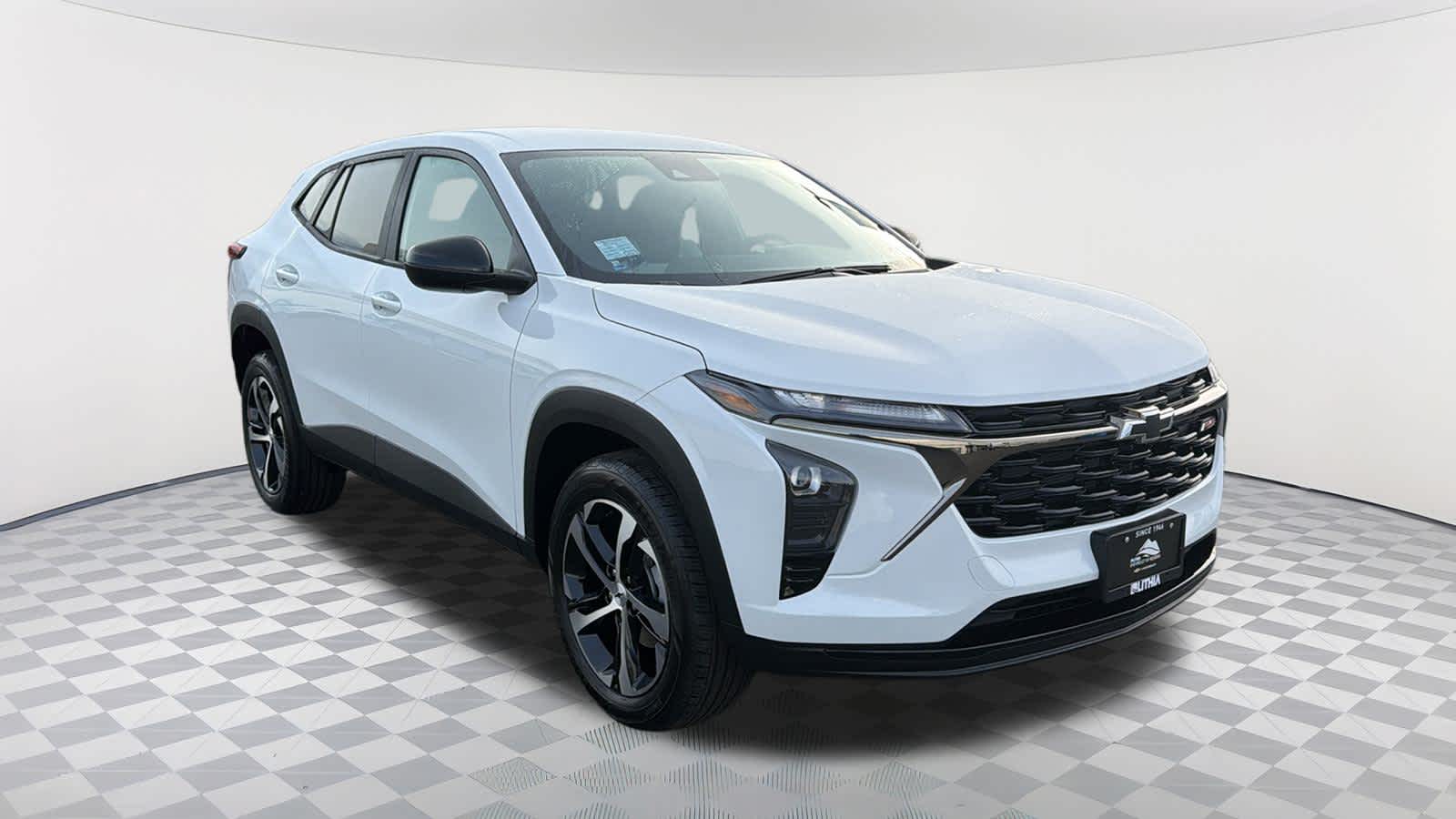 Thumbnail: 2026 Chevrolet Trax - 3