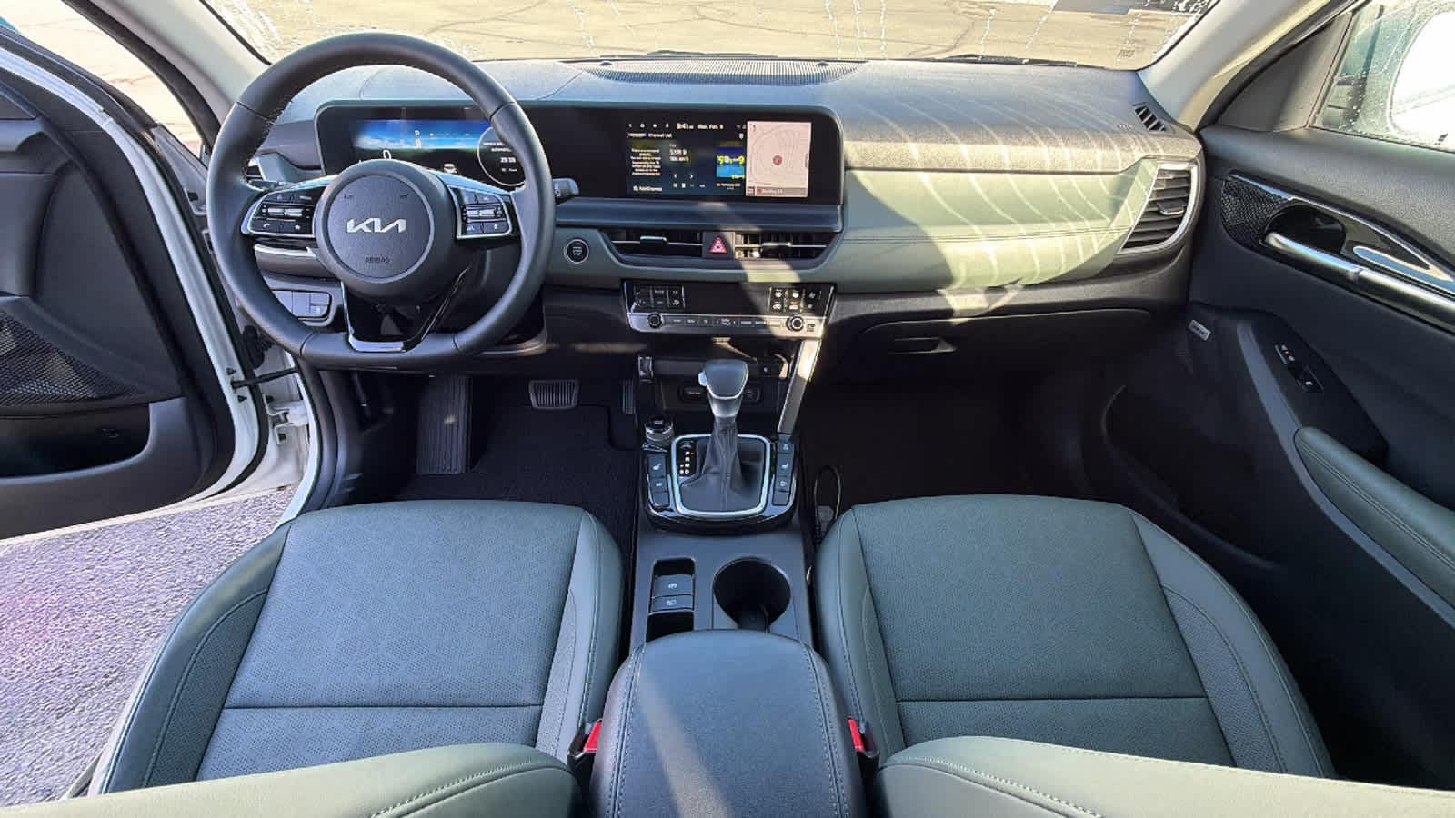 Thumbnail: 2024 Kia Seltos - 26