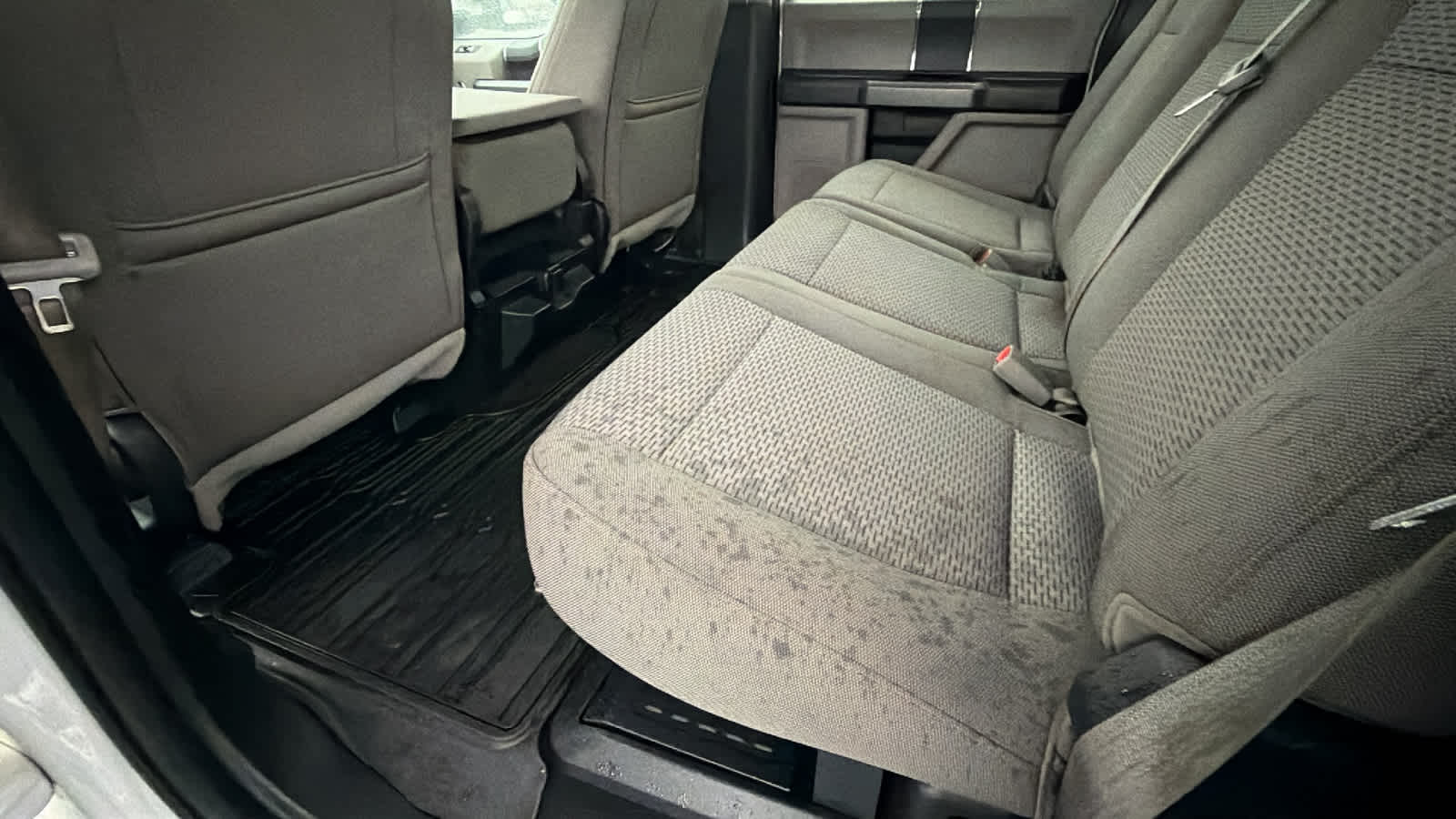 Thumbnail: 2018 Ford Econoline - 24