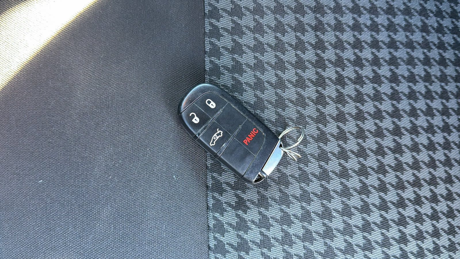 Thumbnail: 2020 Dodge Challenger - 19