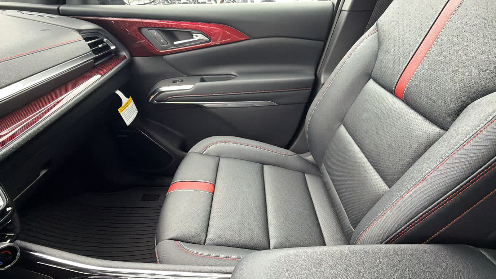 Thumbnail: 2026 Chevrolet Traverse - 12