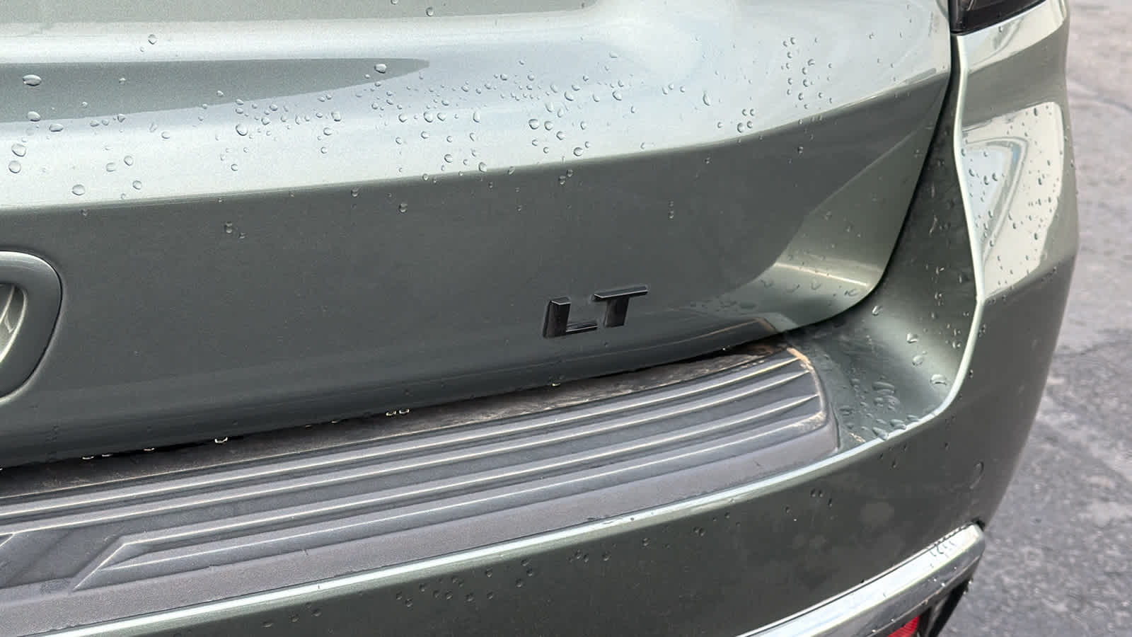 Thumbnail: 2023 Chevrolet Tahoe - 19