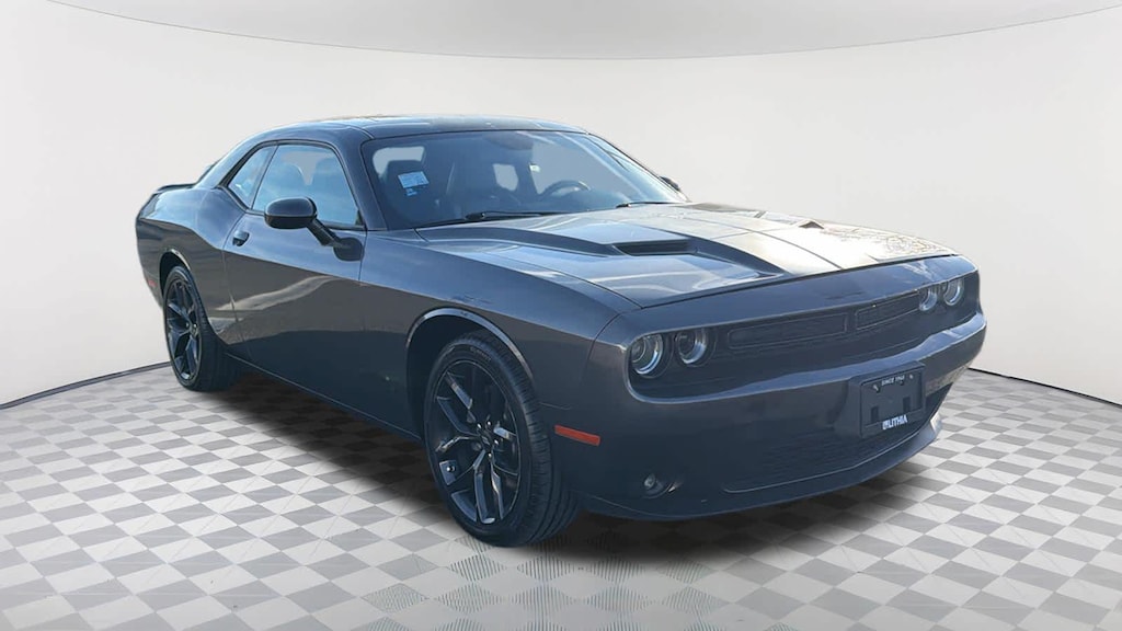 Used 2022 Dodge Challenger SXT