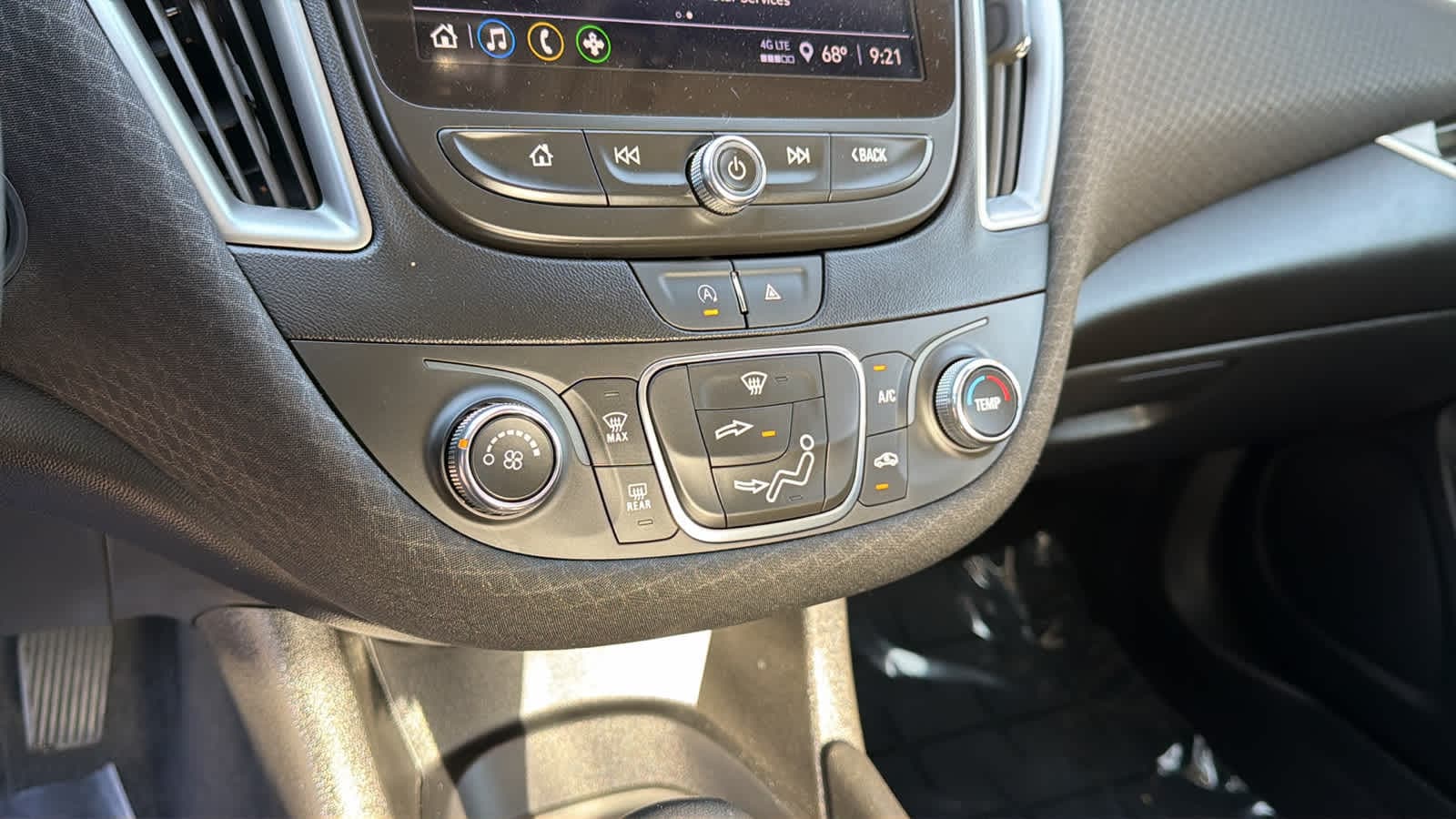 Thumbnail: 2023 Chevrolet Malibu - 13