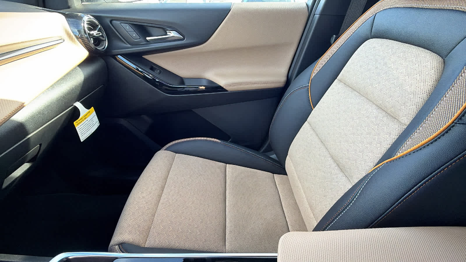 Thumbnail: 2026 Chevrolet Equinox - 12