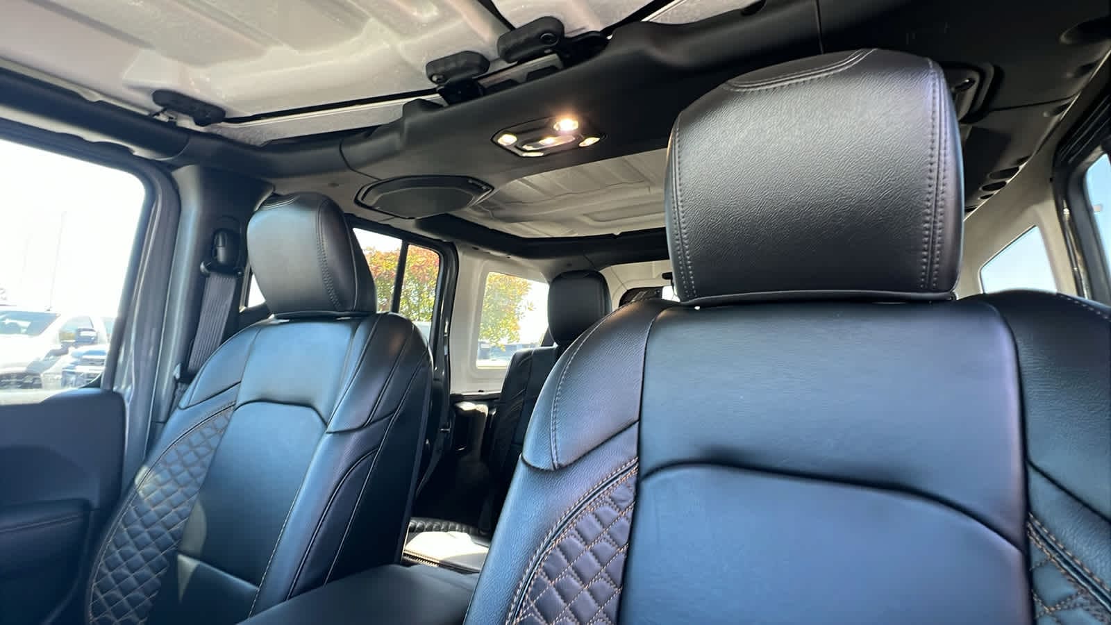 2022 Jeep Wrangler Unlimited High Altitude 4XE - Photo 11