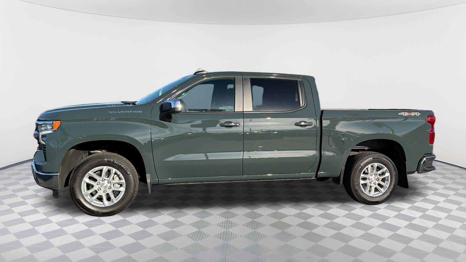 2026 Chevrolet Silverado 1500 LT - Photo 8