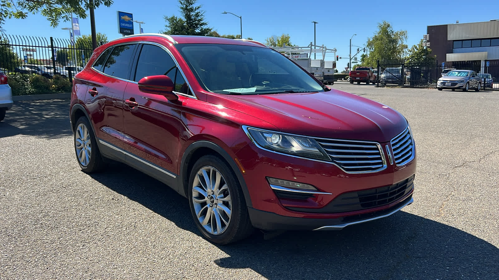 Thumbnail: 2015 Lincoln MKC - 3
