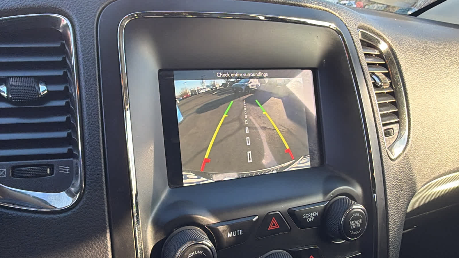 Thumbnail: 2018 Dodge Durango - 15