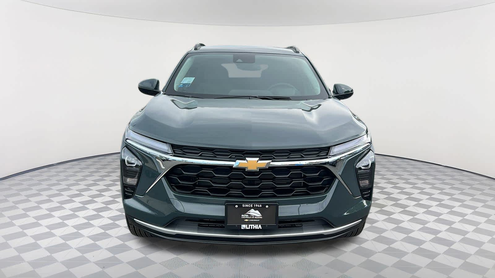 Thumbnail: 2025 Chevrolet Trax - 2