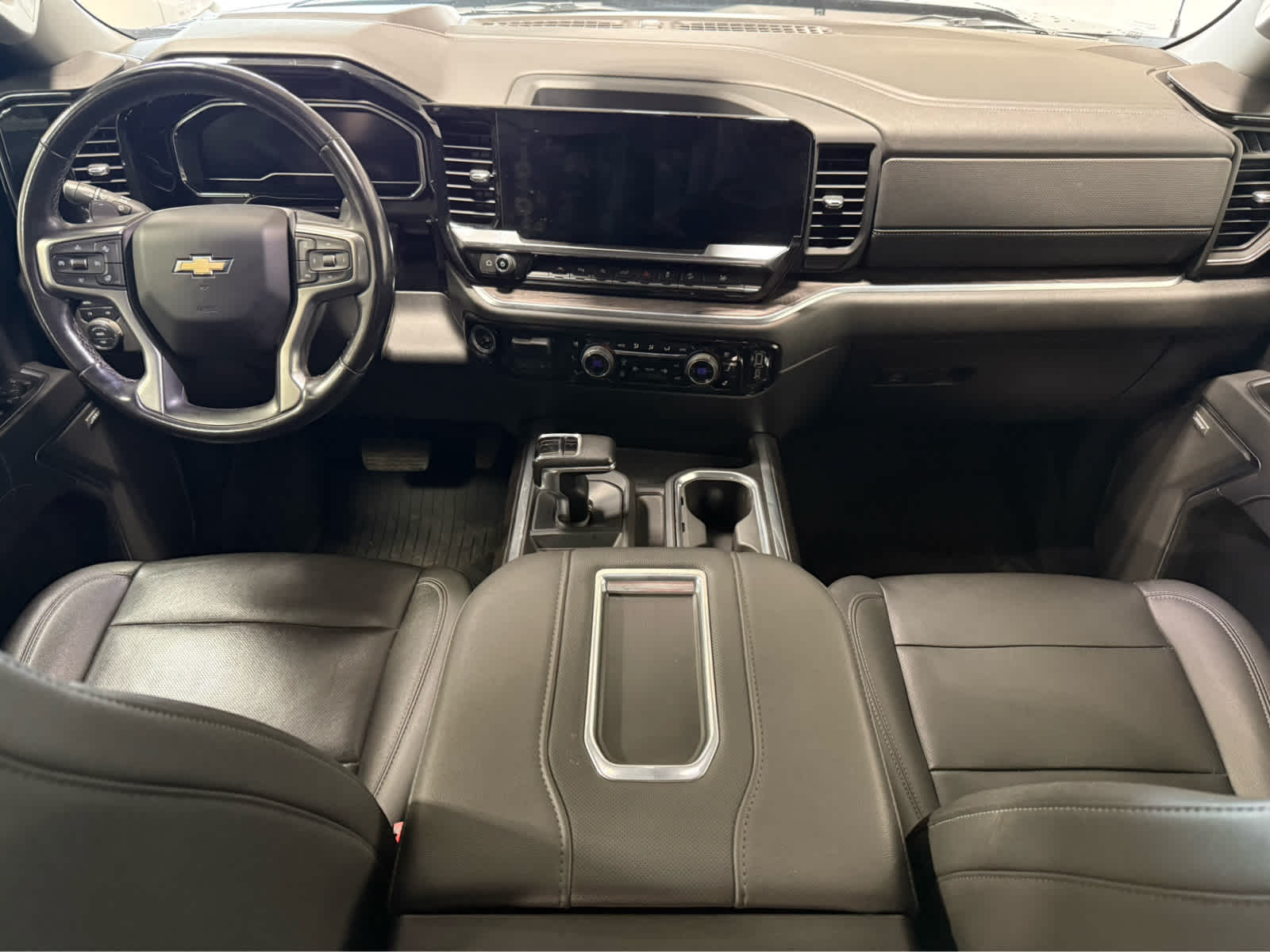 Thumbnail: 2022 Chevrolet Silverado 1500 - 17