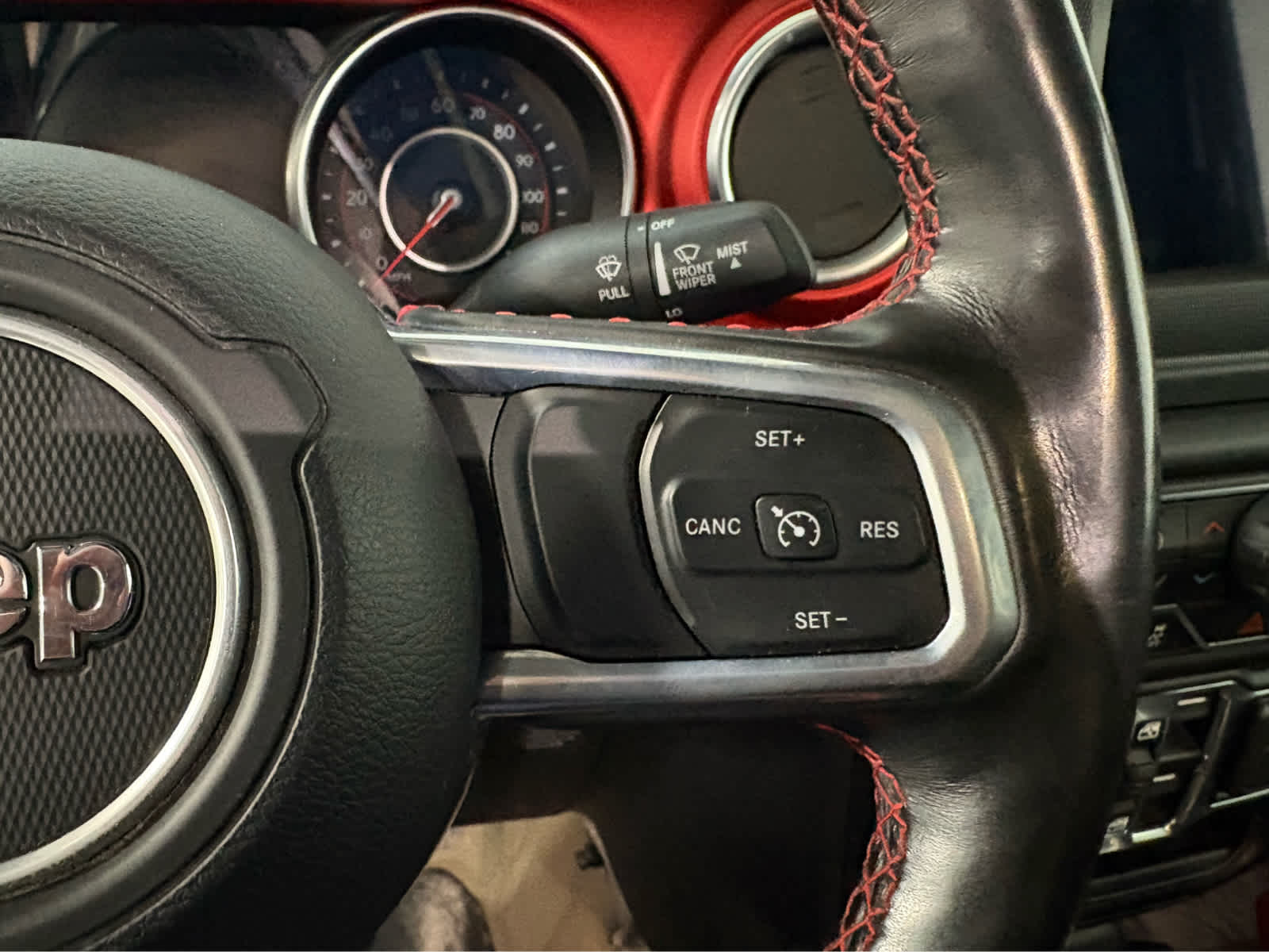 Thumbnail: 2020 Jeep Gladiator - 19