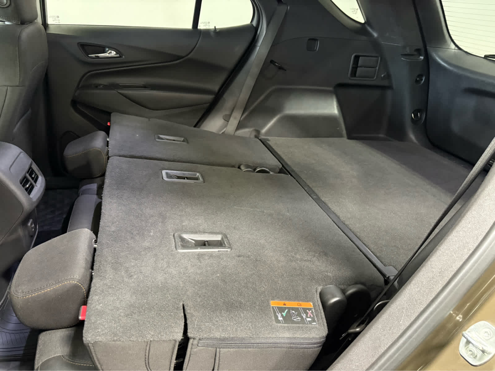 Thumbnail: 2023 Chevrolet Equinox - 15