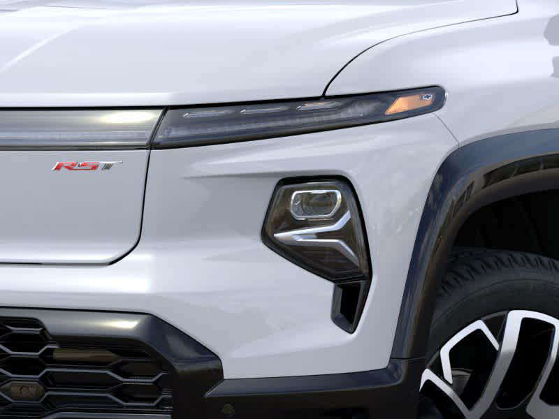 Thumbnail: 2024 Chevrolet Silverado EV - 10