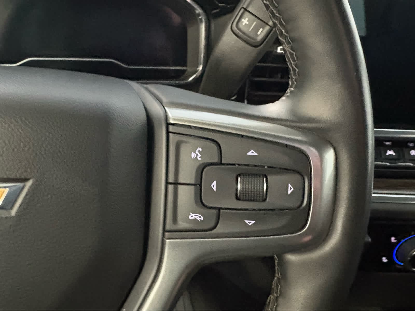 Thumbnail: 2025 Chevrolet Silverado 1500 - 21