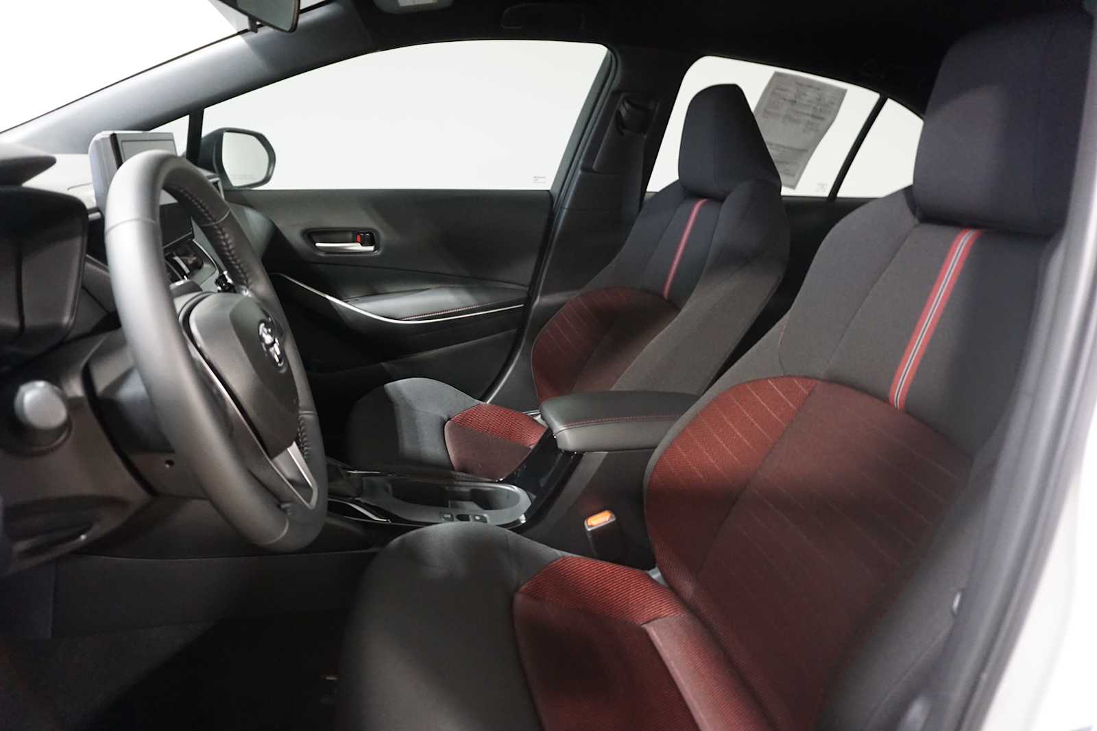 Thumbnail: 2024 Toyota Corolla - 13