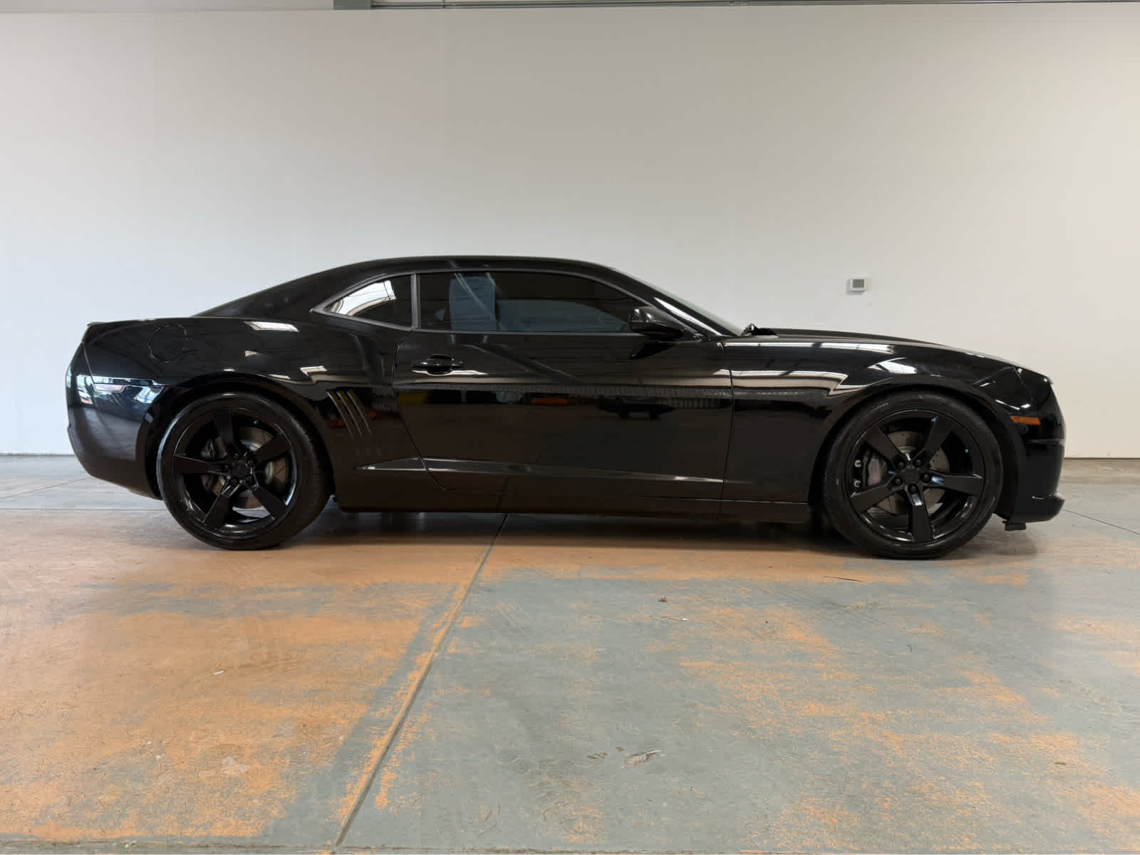 Thumbnail: 2011 Chevrolet Camaro - 6