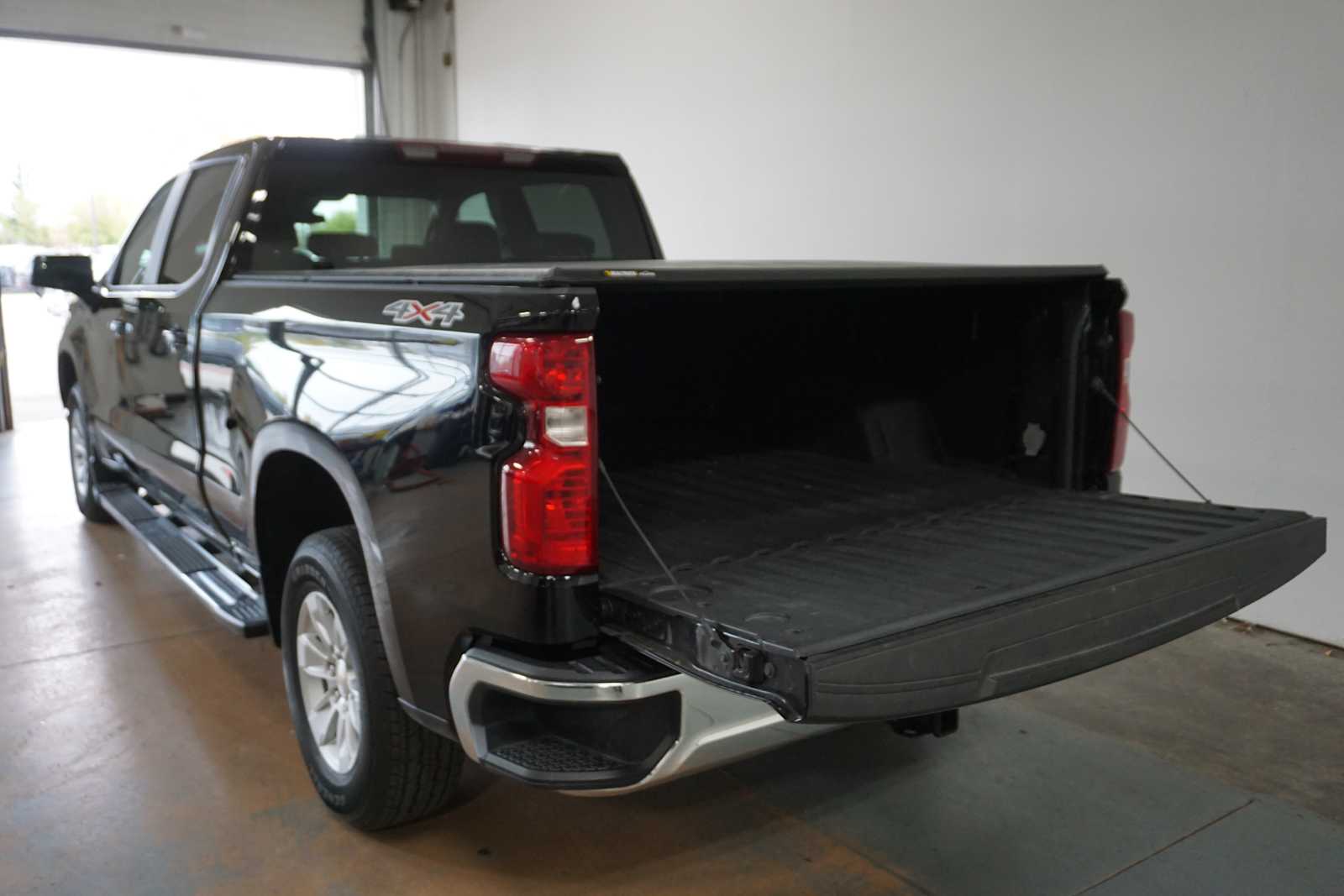 Thumbnail: 2024 Chevrolet Silverado 1500 - 3