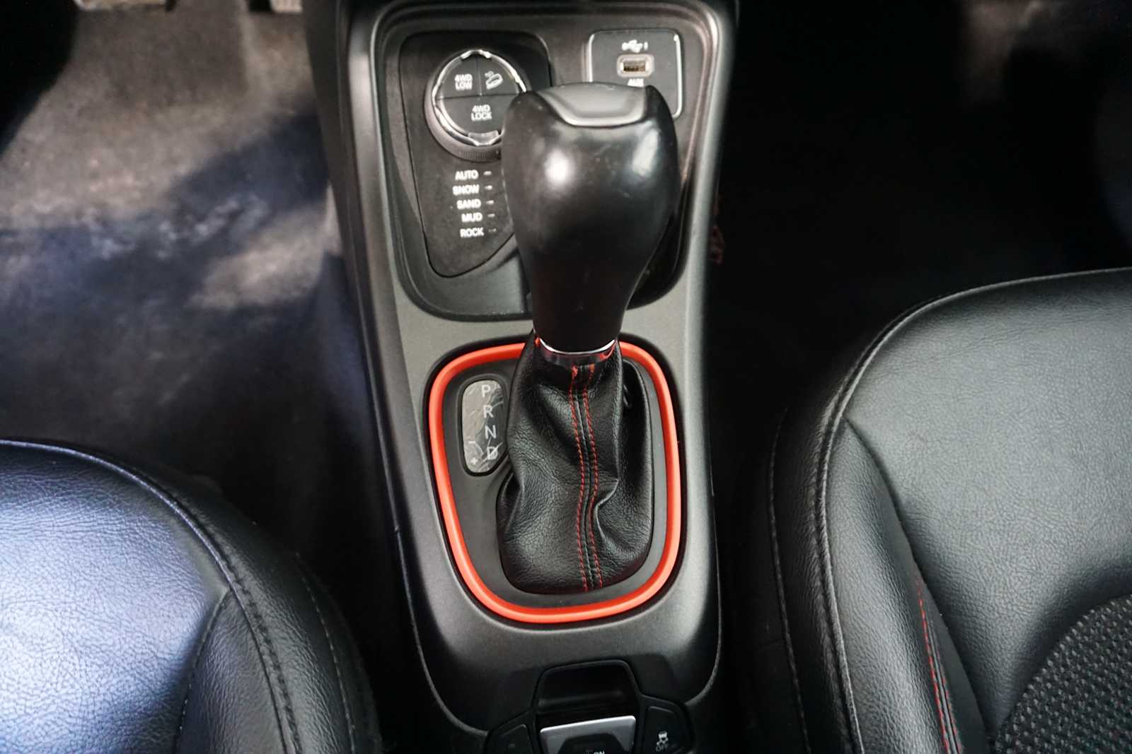 Thumbnail: 2019 Jeep Compass - 21