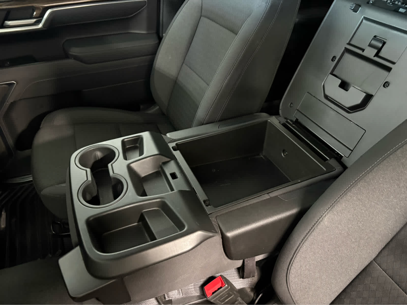 Thumbnail: 2025 Chevrolet Silverado 1500 - 26