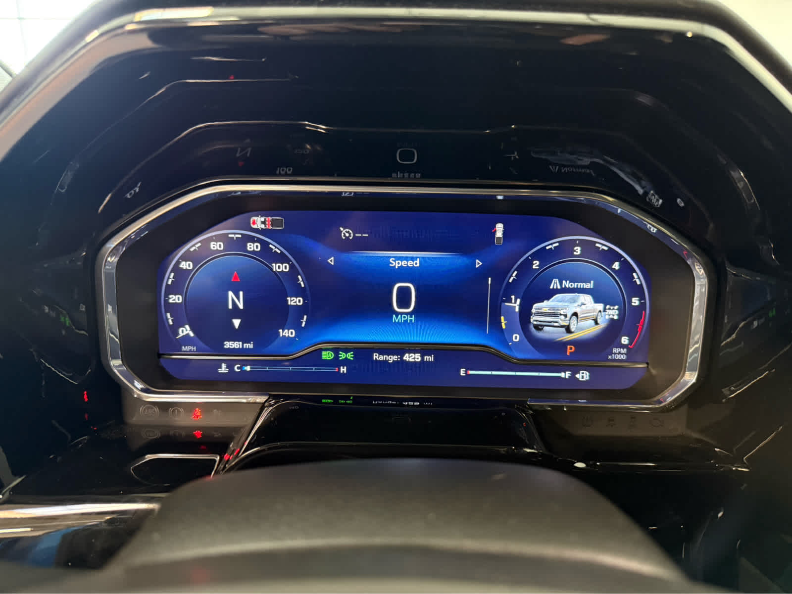 Thumbnail: 2025 Chevrolet Silverado 1500 - 26