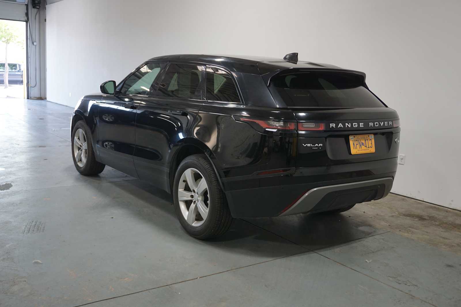 Thumbnail: 2020 Land Rover Range Rover Velar - 4