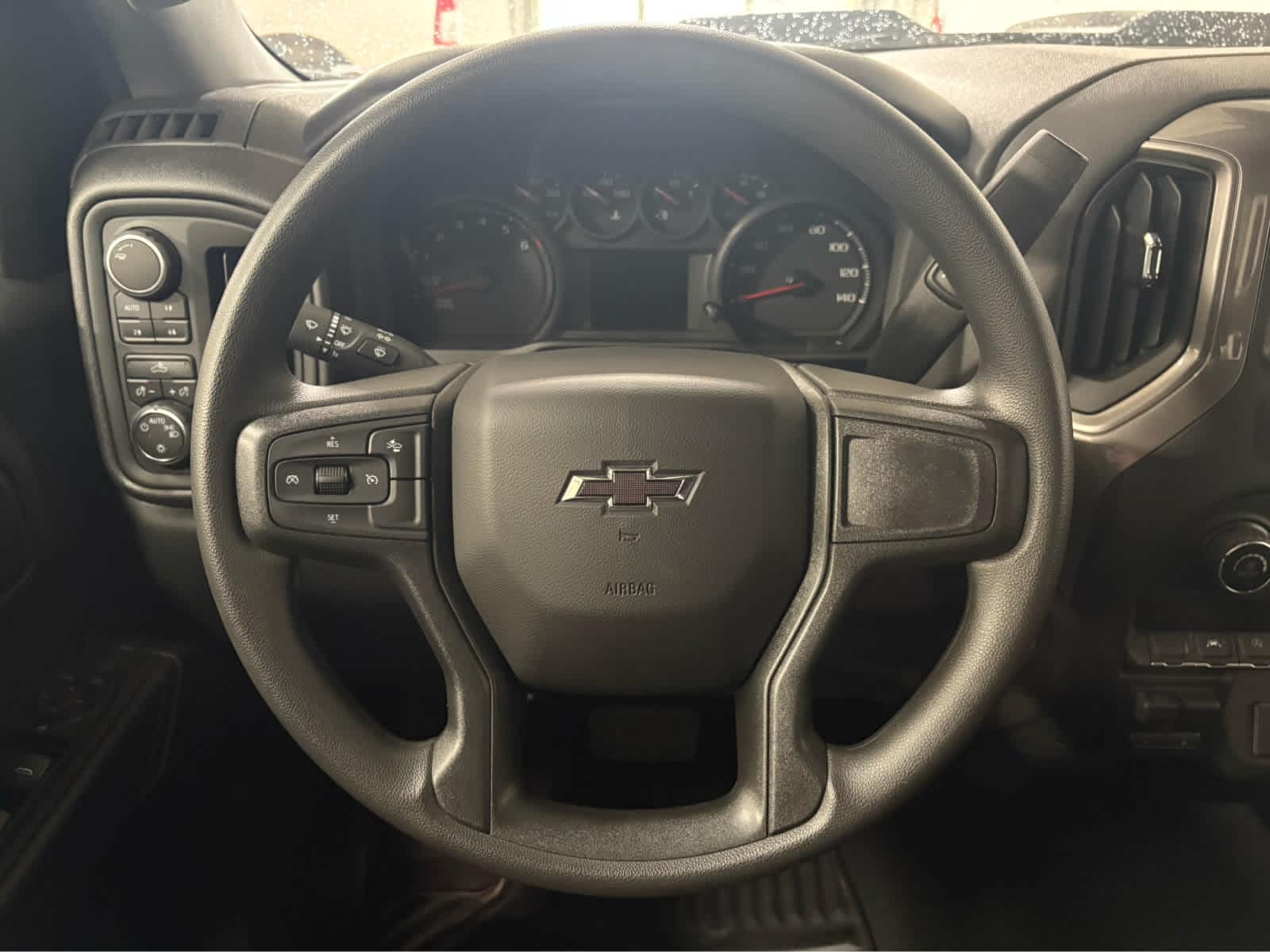 Thumbnail: 2025 Chevrolet Silverado 1500 - 17