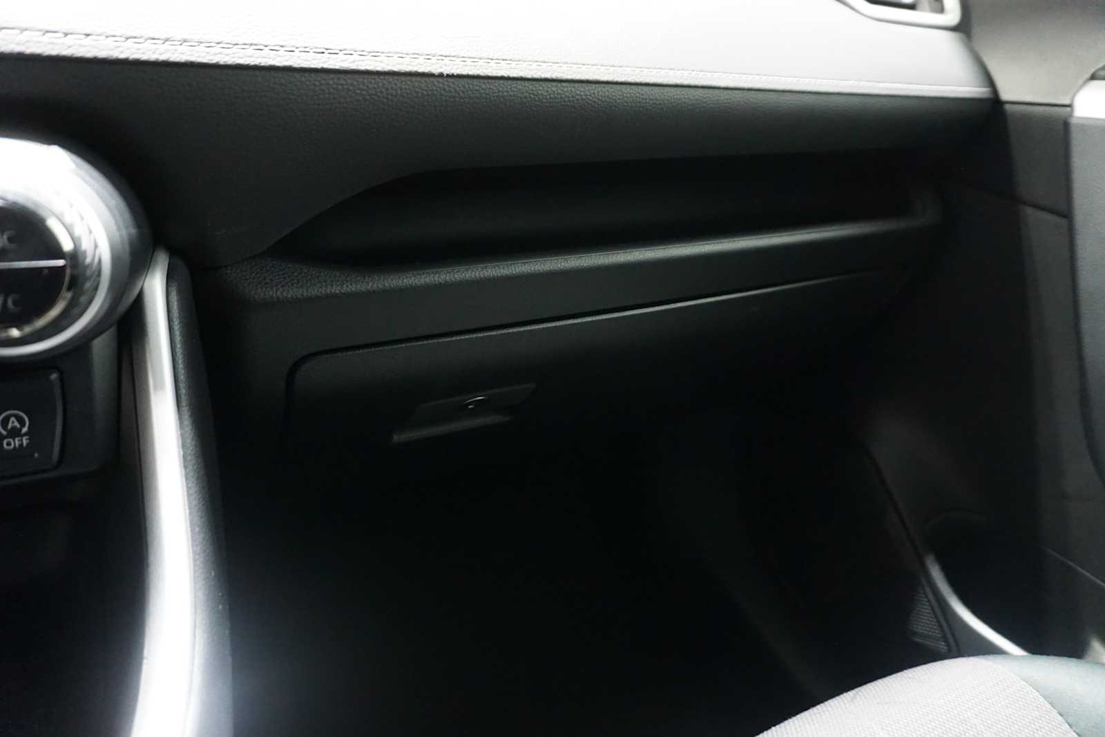 Thumbnail: 2024 Toyota RAV4 - 18