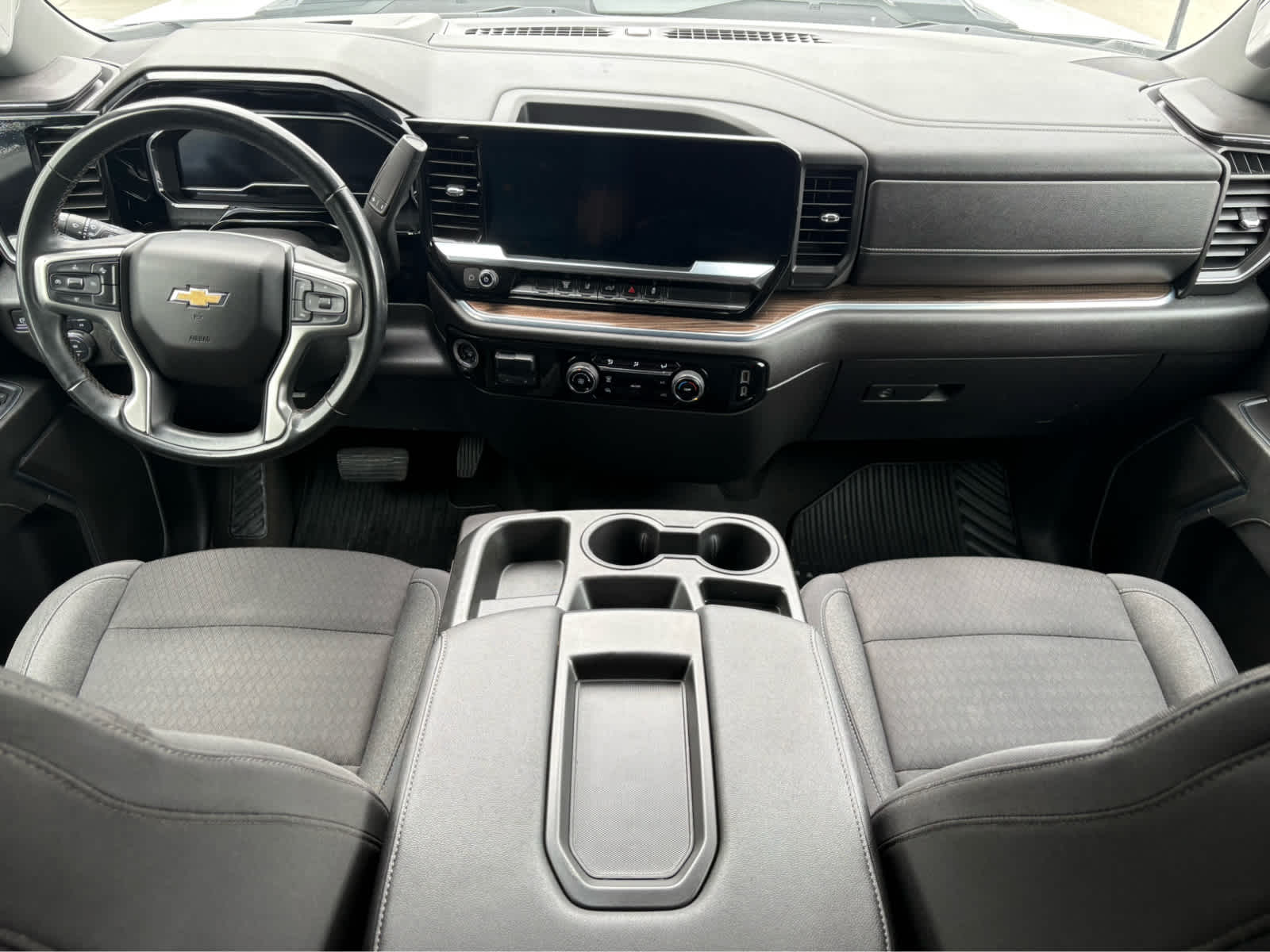 Thumbnail: 2024 Chevrolet Silverado 3500 - 17