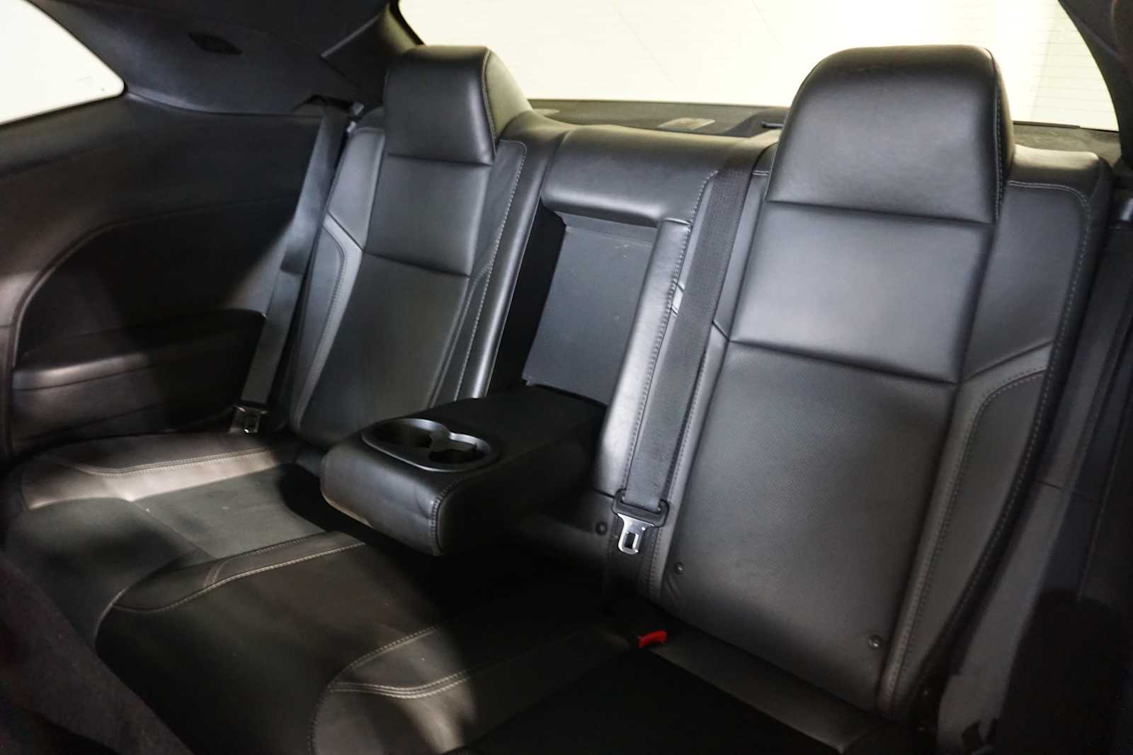 Thumbnail: 2017 Dodge Challenger - 16