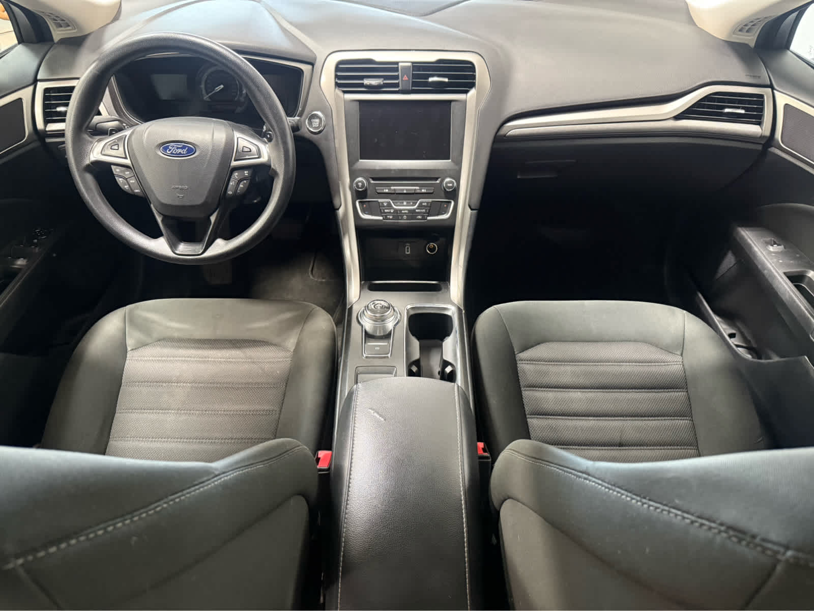 Thumbnail: 2018 Ford Fusion - 16