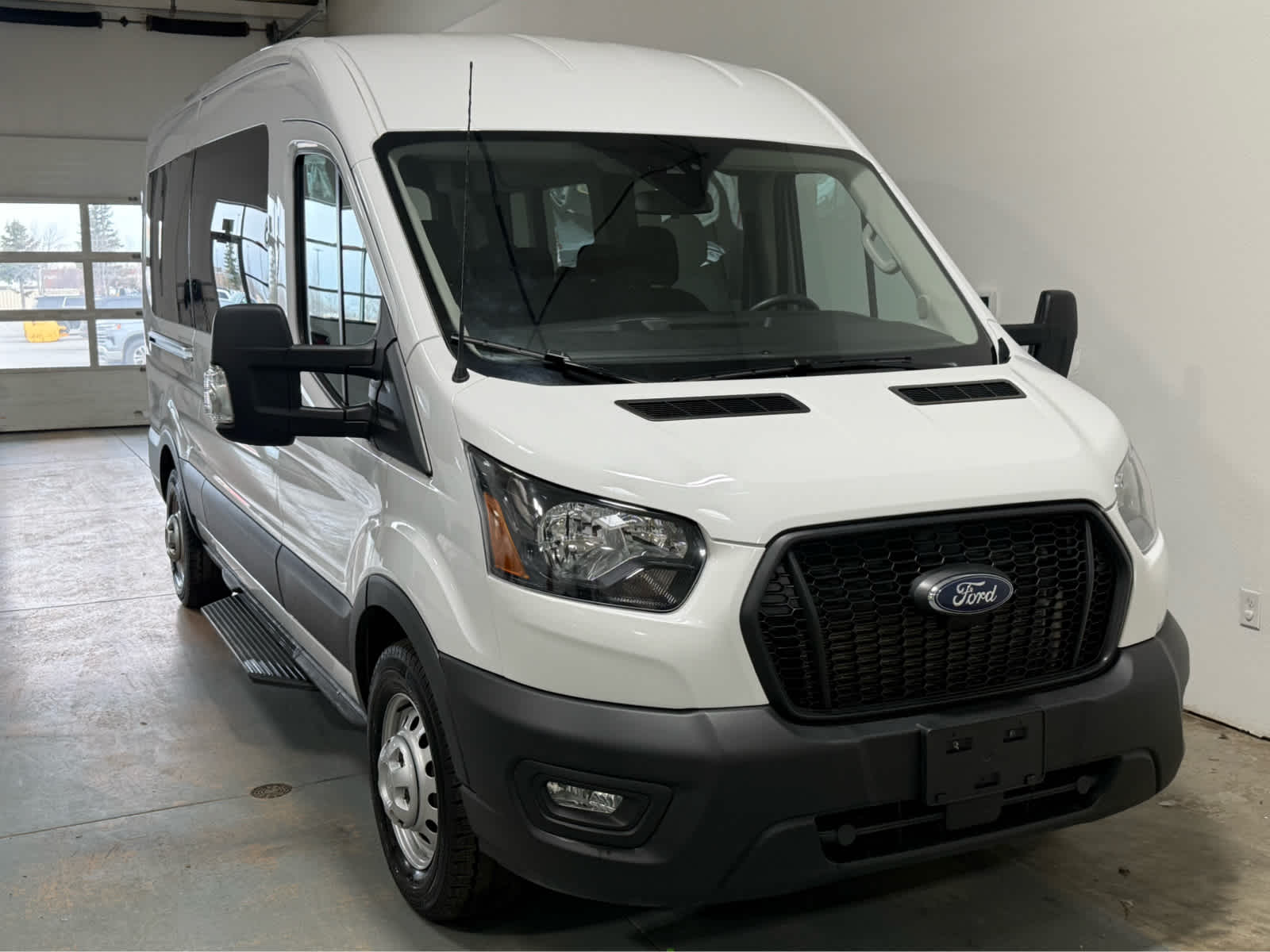 Thumbnail: 2023 Ford Econoline - 5
