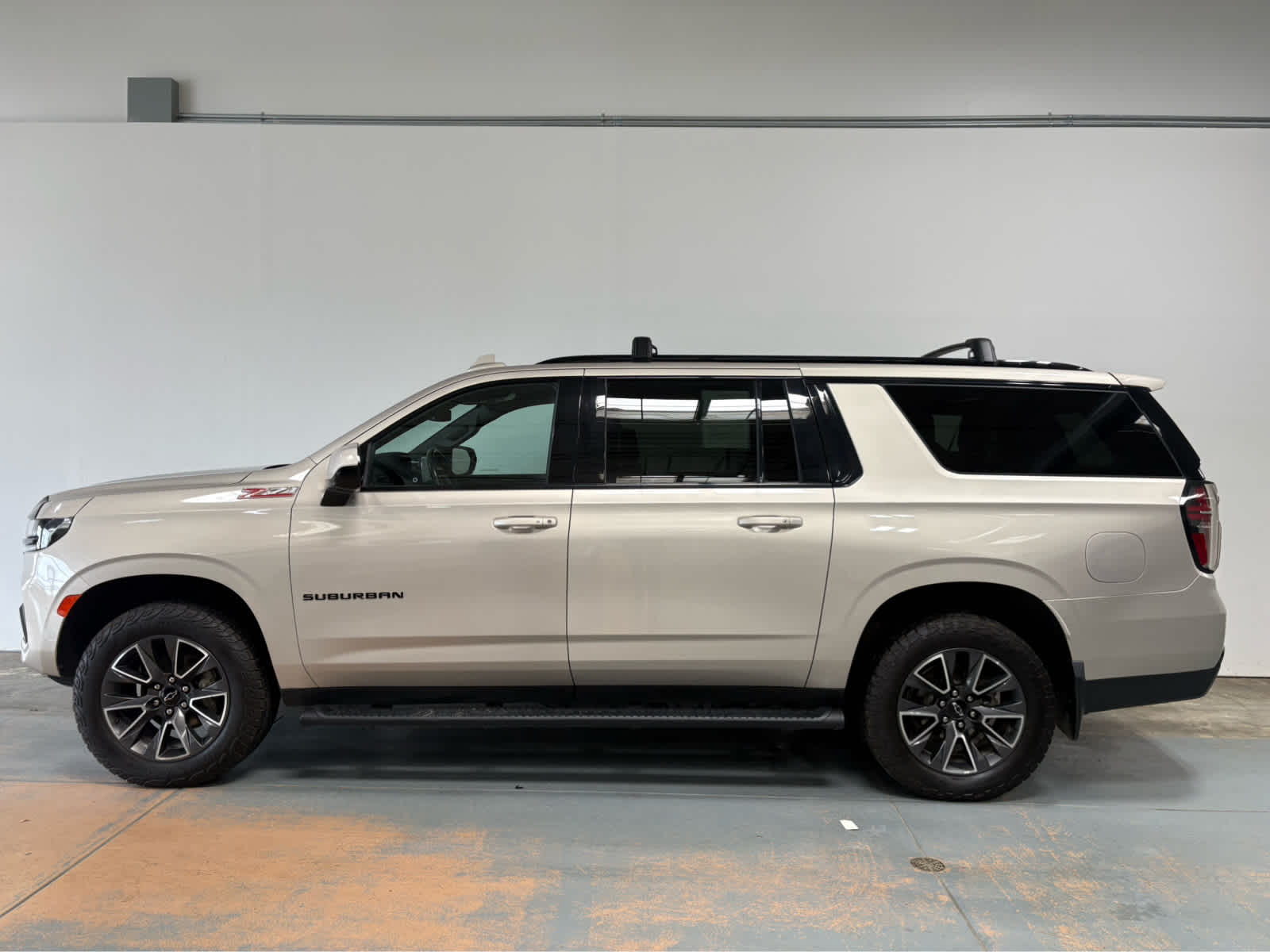 Thumbnail: 2023 Chevrolet Suburban - 2