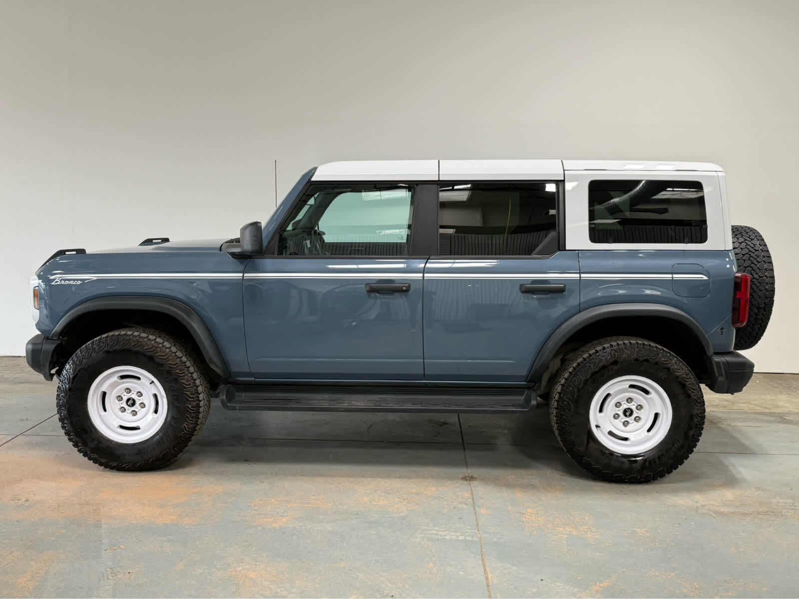 Thumbnail: 2025 Ford Bronco - 2