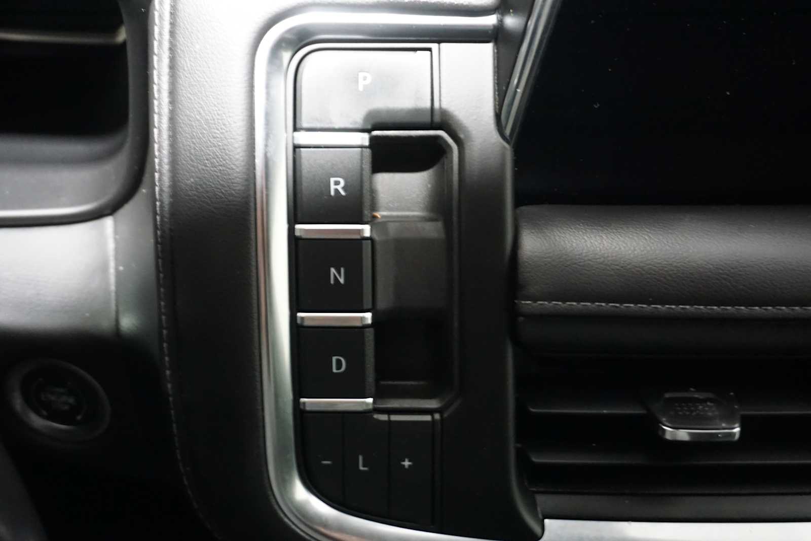 Thumbnail: 2021 Chevrolet Suburban - 26