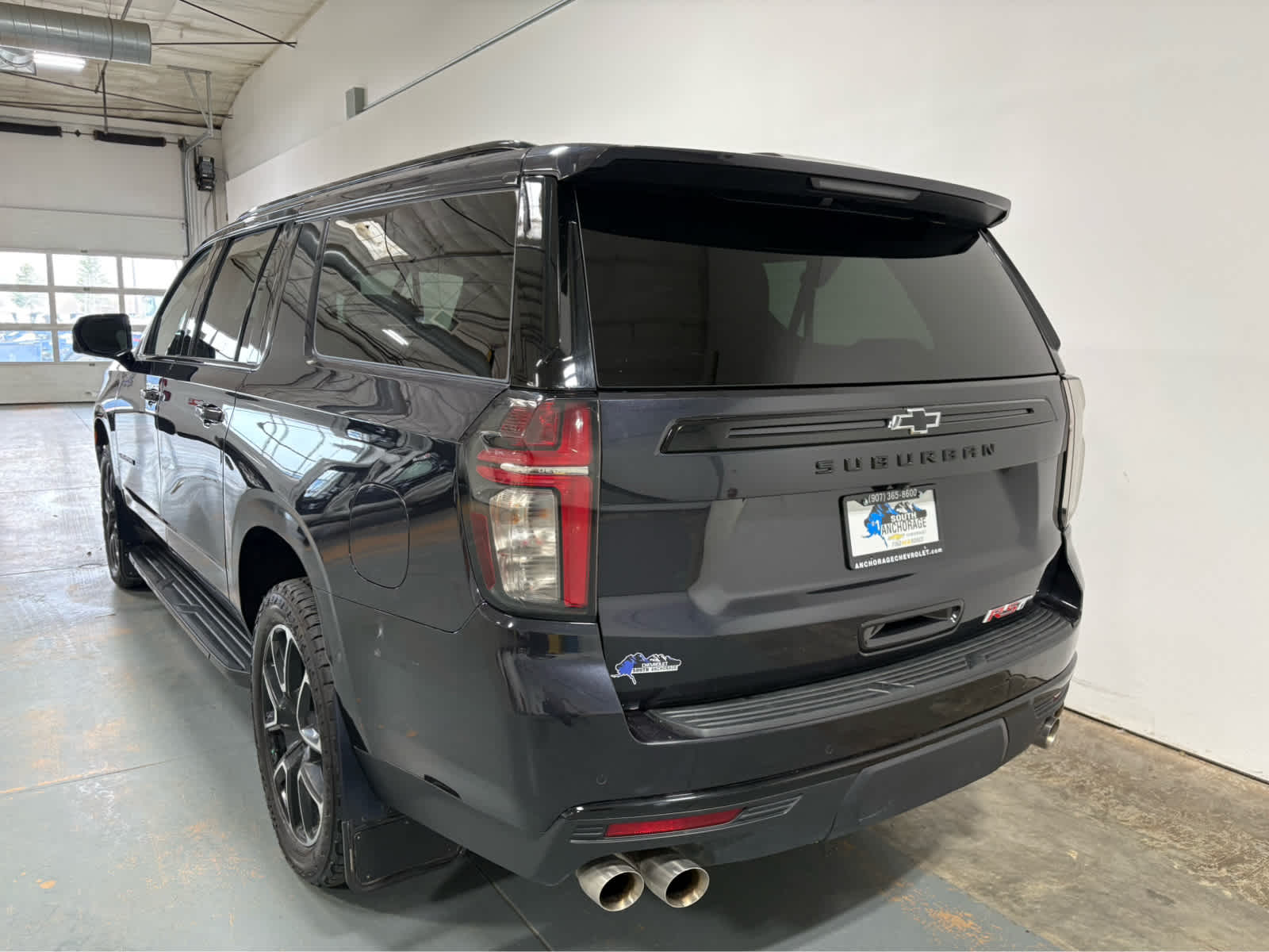 Thumbnail: 2024 Chevrolet Suburban - 3