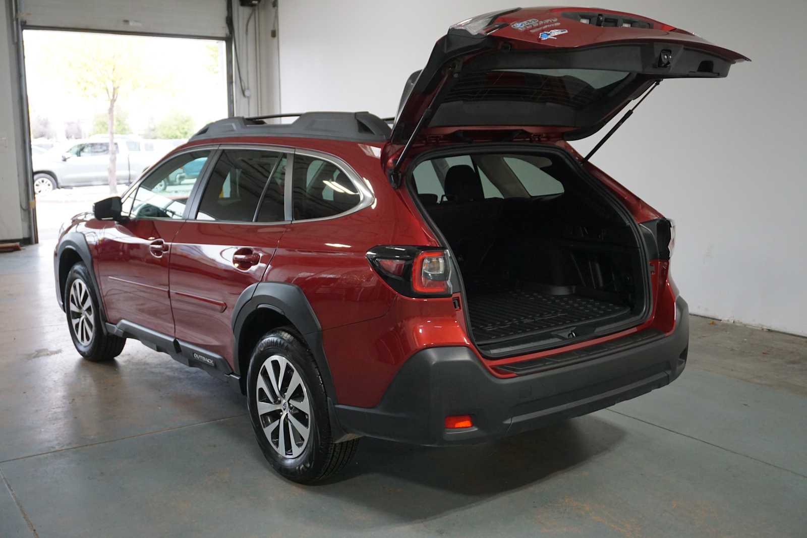 Thumbnail: 2024 Subaru Outback - 4