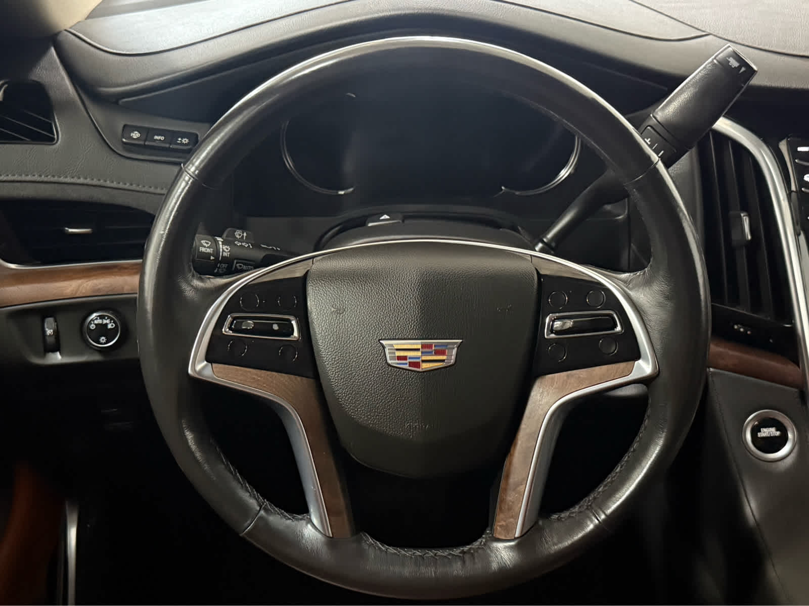 Thumbnail: 2020 Cadillac Escalade - 17