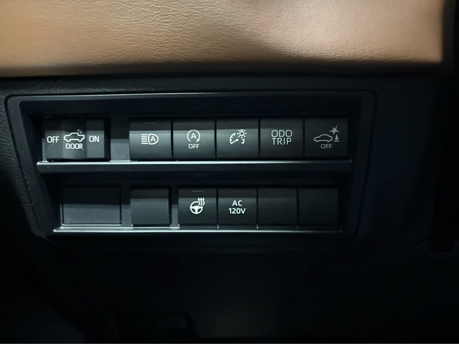 Thumbnail: 2023 Toyota Tundra - 32