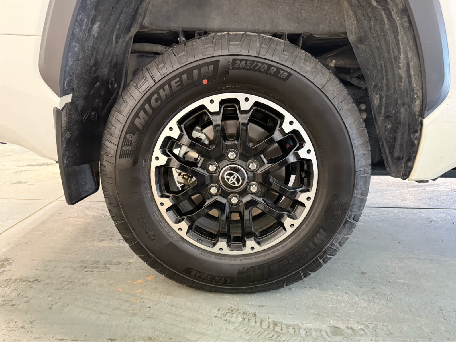 Thumbnail: 2025 Toyota Tundra - 10