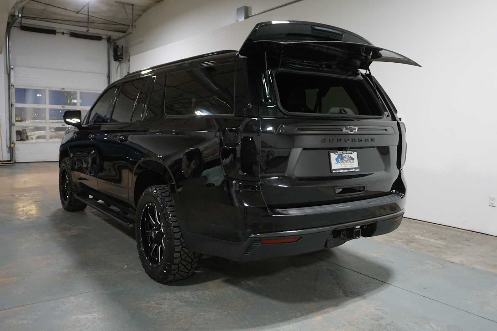 Thumbnail: 2021 Chevrolet Suburban - 4