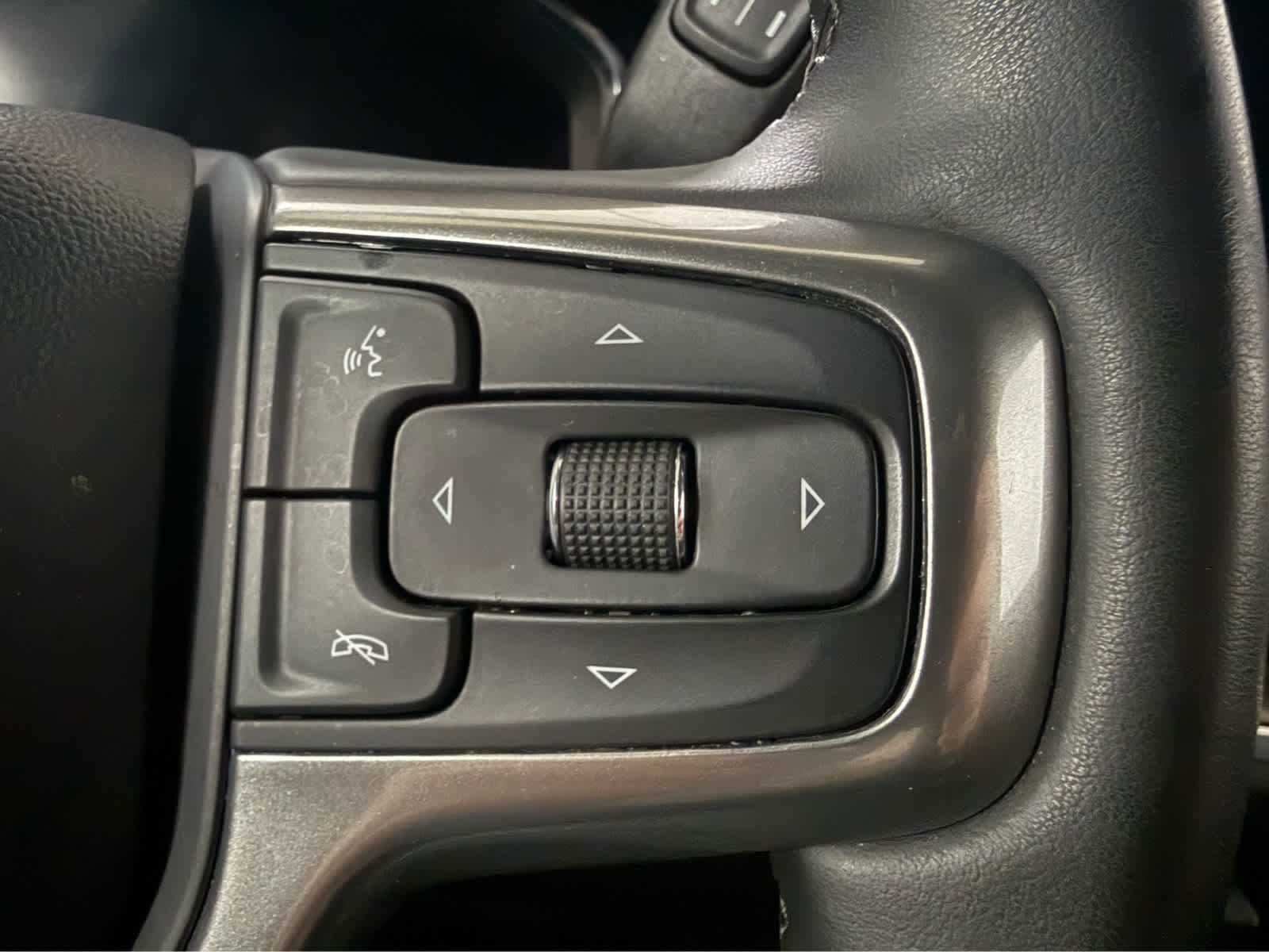 Thumbnail: 2025 Chevrolet Silverado 1500 - 20