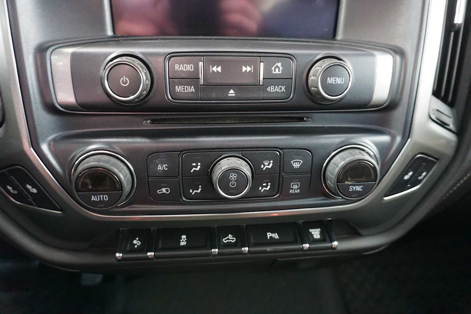 Thumbnail: 2019 Chevrolet Silverado 2500 - 26