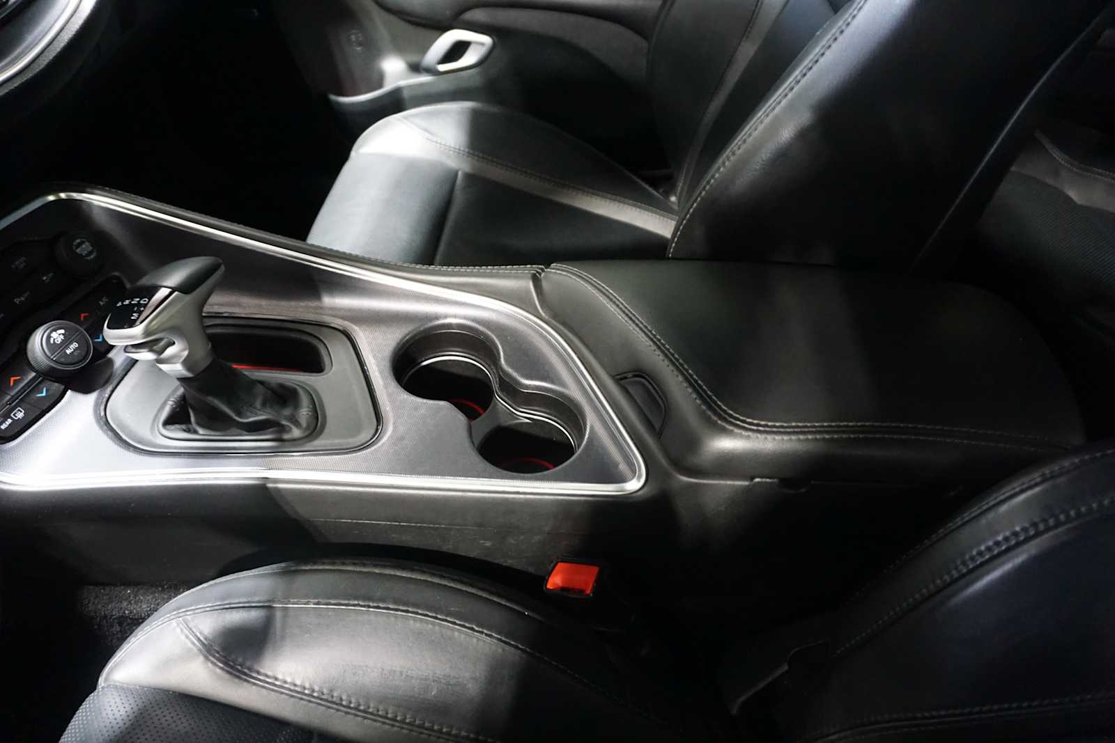 Thumbnail: 2017 Dodge Challenger - 20