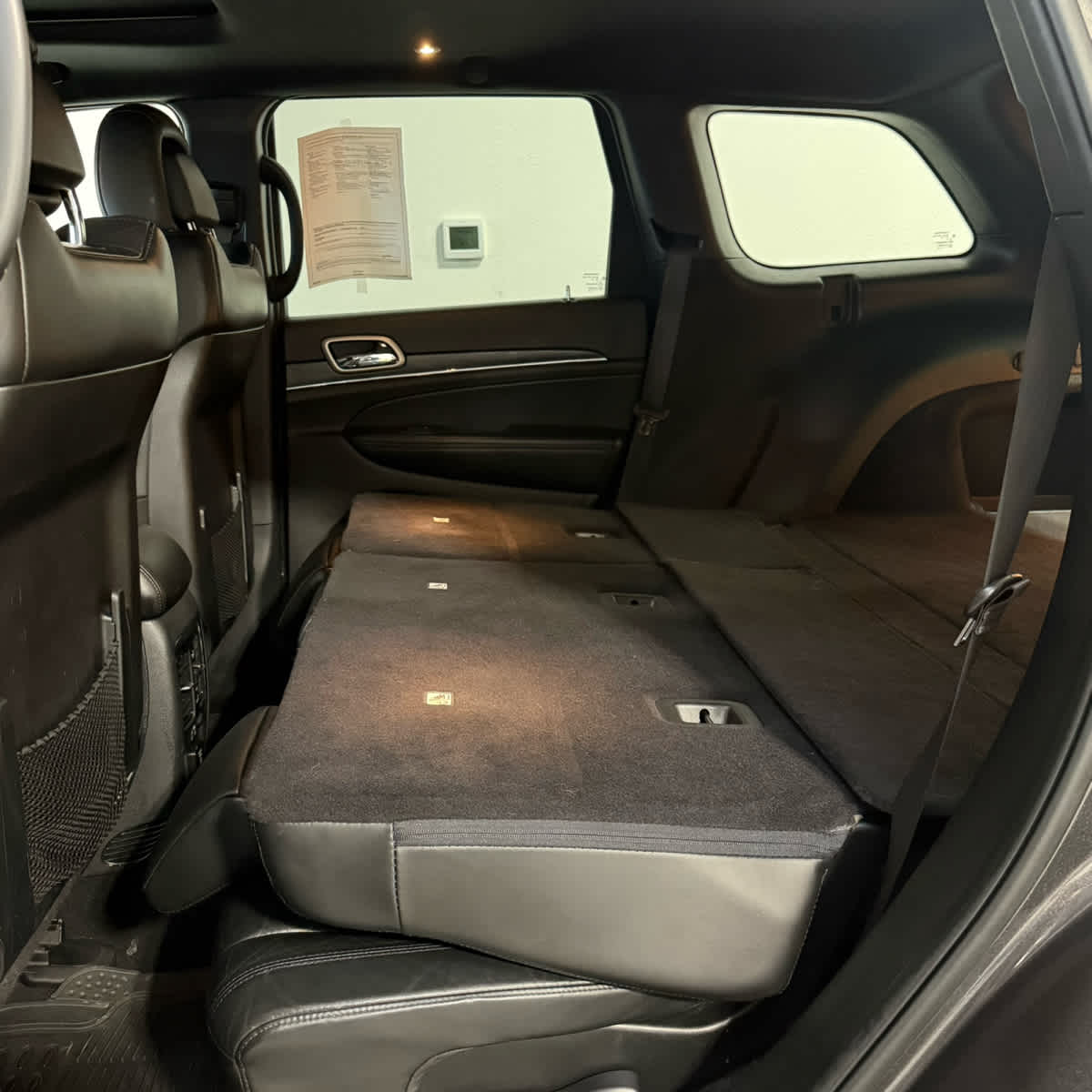 Thumbnail: 2020 Jeep Grand Cherokee - 16