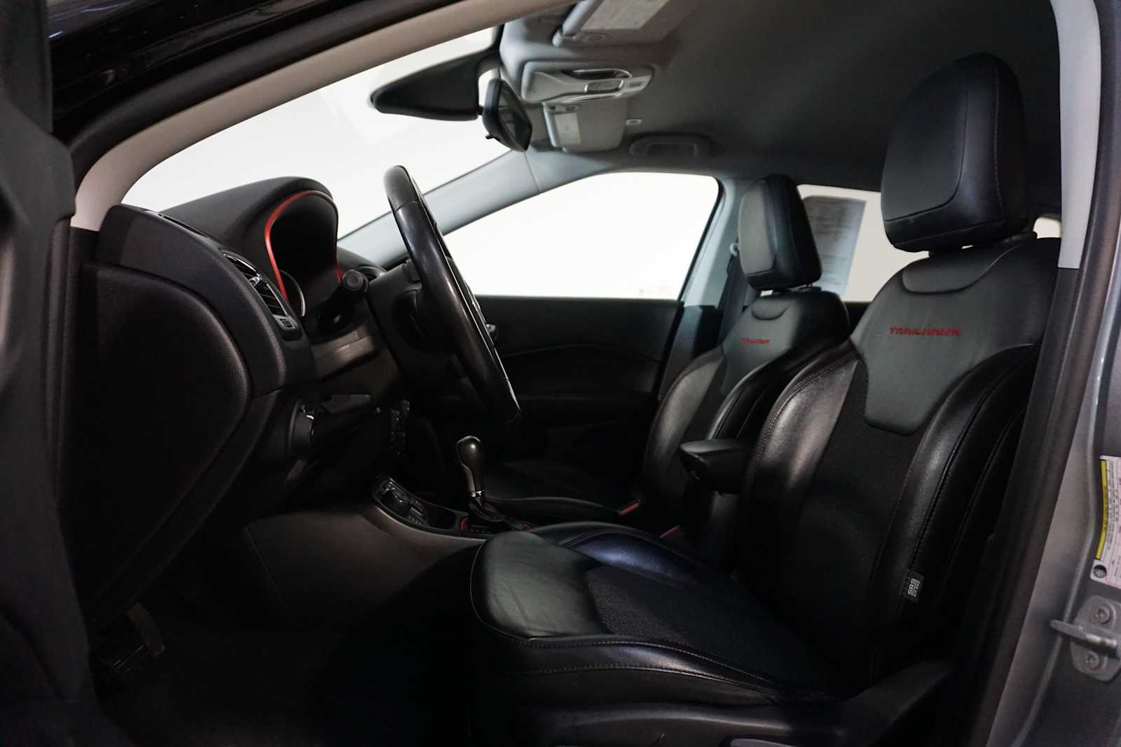 Thumbnail: 2019 Jeep Compass - 13