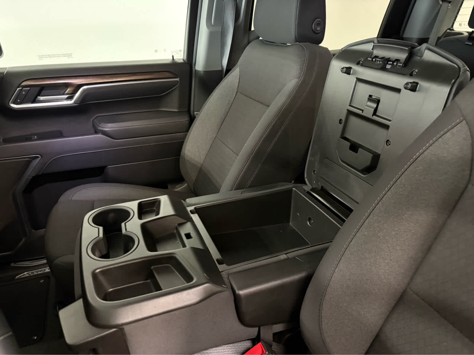 Thumbnail: 2025 Chevrolet Silverado 1500 - 21