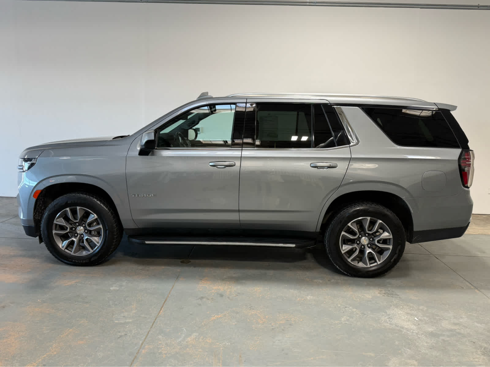 Thumbnail: 2023 Chevrolet Tahoe - 2