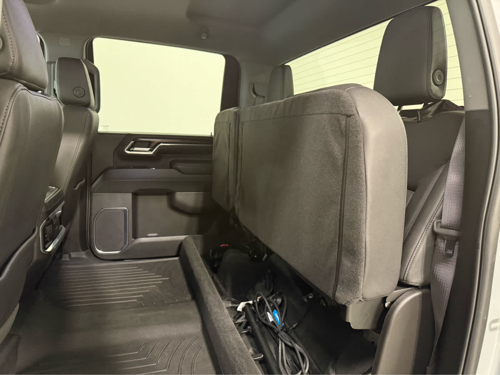 Thumbnail: 2024 GMC Sierra 2500 - 16